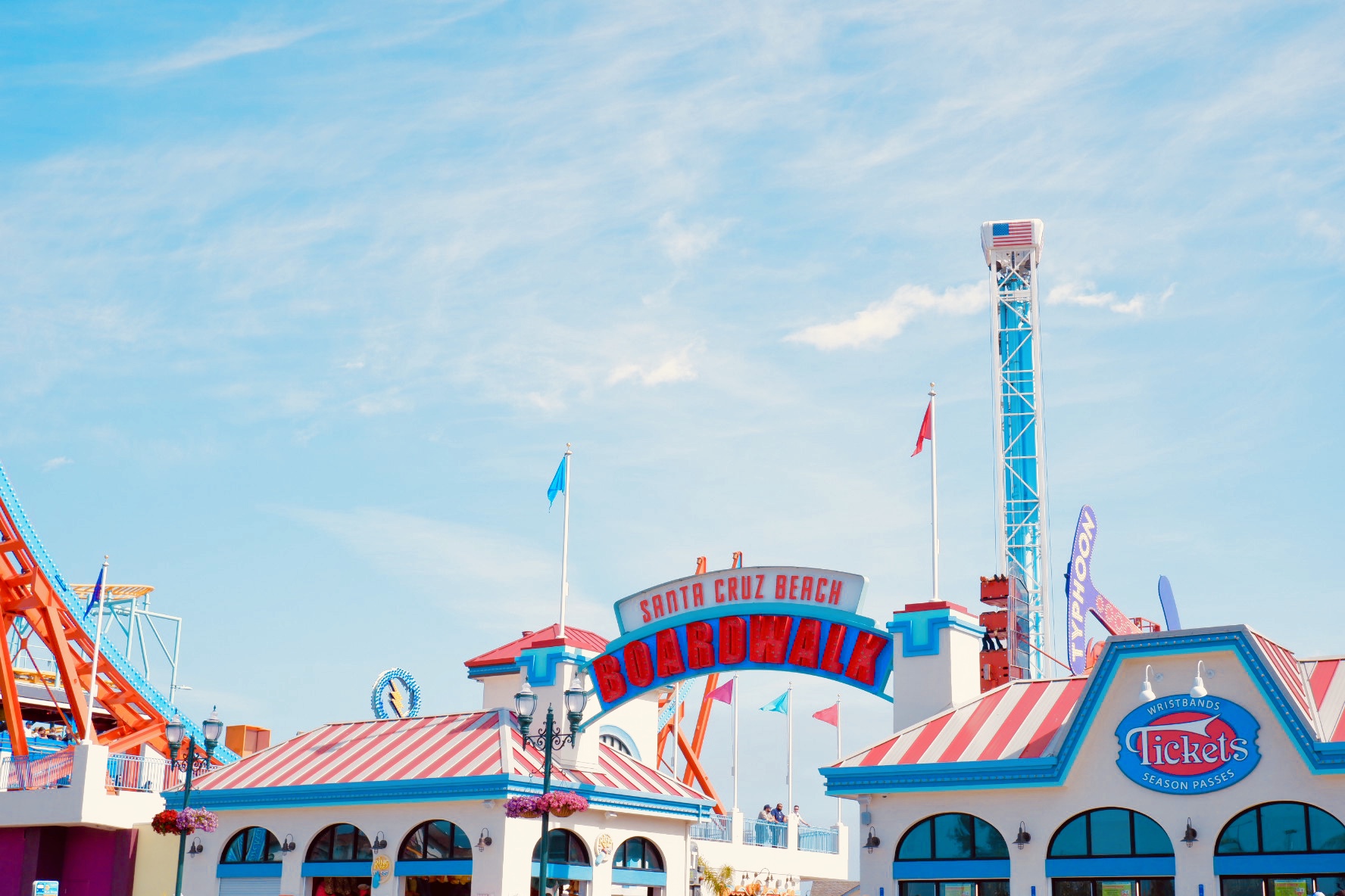 Santa-Cruz-boardwalk-California